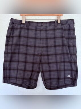 Tommy Bahama Men's Plaid Performance Shorts - Black/Grey Size 40
